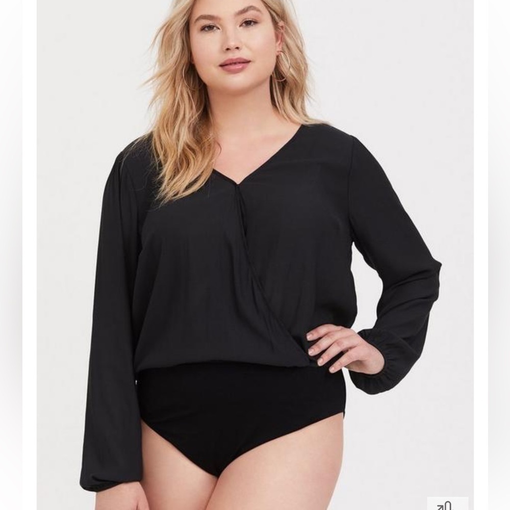 😊torrid BLACK CHIFFON SURPLICE BODYSUIT NWT